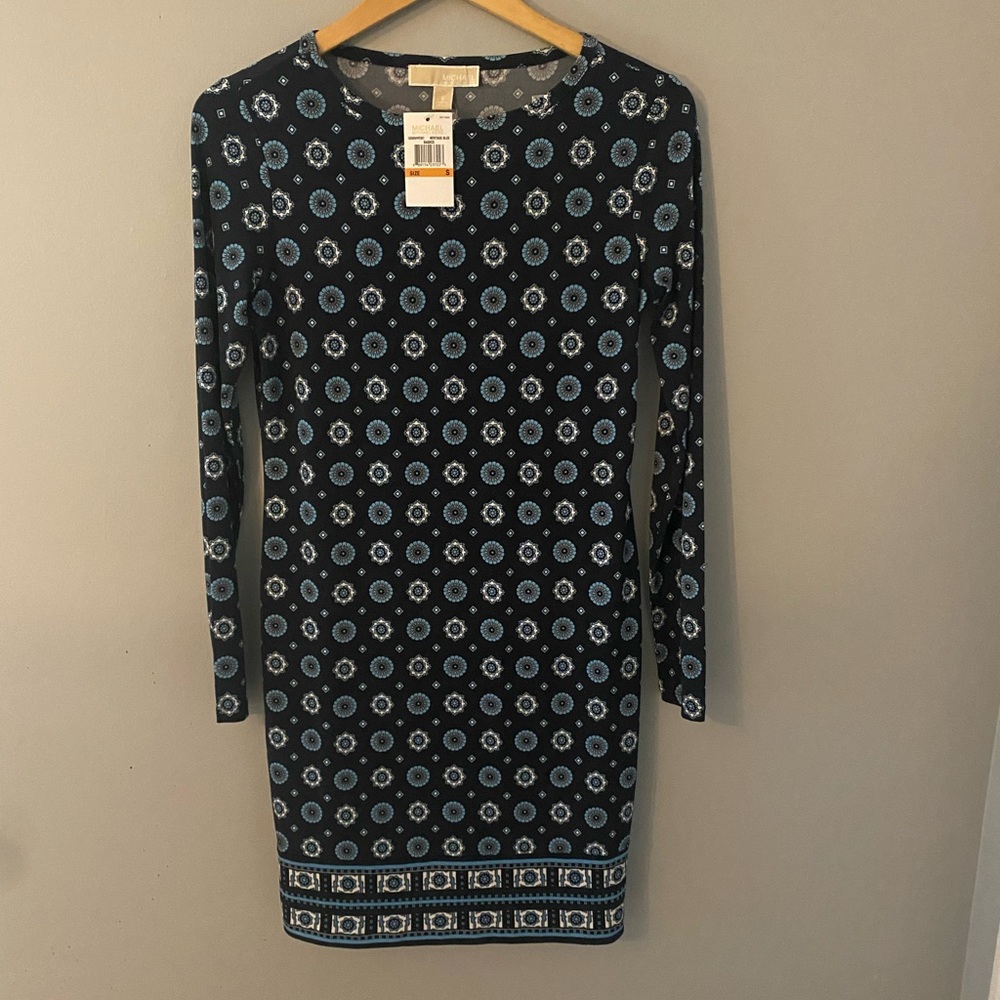 NWT Michael Kors dress
Size small